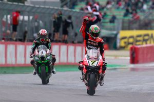 Davies completes Imola double for Ducati at home