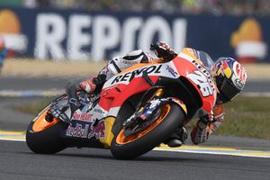 Pedrosa re-signs with Repsol Honda through 2018