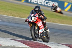 Race win and round podium for Desmosport Ducati's Jones in WA