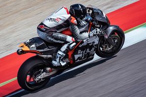 Luthi the latest to sample KTM MotoGP entry at Mugello