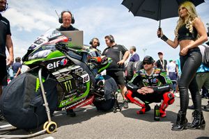 Kawasaki re-signs Sykes for two more WorldSBK seasons