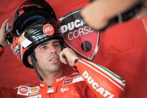 Melandri joins Davies at Ducati for 2017 WorldSBK comeback