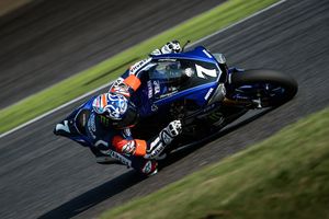 Globe-trotter Parkes set for EWC title showdown