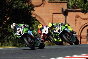 Haslam leads into BSB 'Showdown' following Oulton Park hat-trick