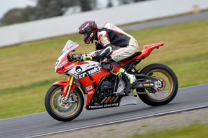 Herfoss quickest in the wet at Winton ASBK test
