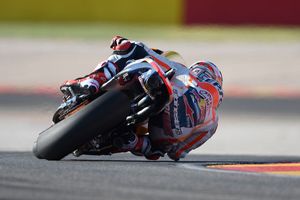 Marquez marches to convincing Aragon MotoGP pole position
