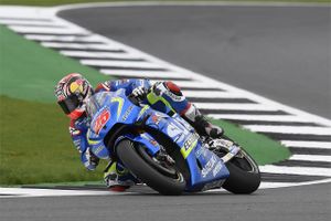 Vinales breaks through for Suzuki at Silverstone