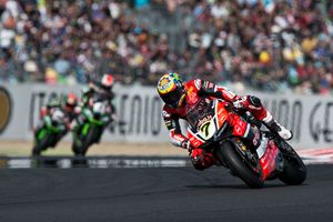 Davies completes Magny-Cours WorldSBK double