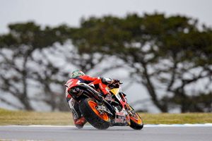Hayden heads final MotoGP practice in Australia