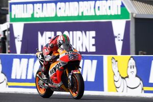 Hayden shrugs off 'racing incident' after Miller contact