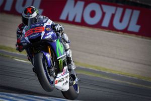 Lorenzo leads the way on Friday at Japanese grand prix