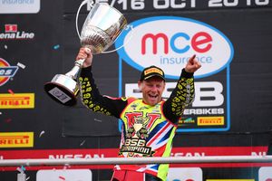 BSB champion Byrne extends deal with Be Wiser Ducati