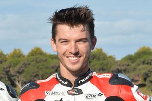 Scott secures seat on 2017 Superstock 1000 Cup grid