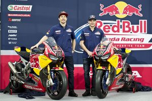 Hayden and Bradl uncover Red Bull Honda WorldSBK entry