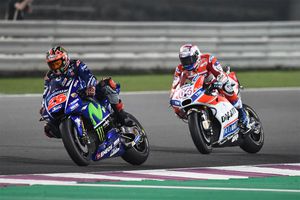 Viñales edges Dovizioso to Qatar MotoGP victory