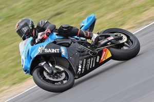 Collins soars to ASBK Supersport pole at Winton