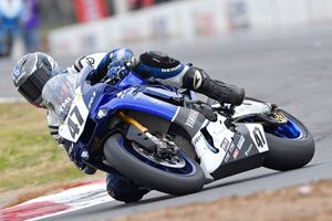 Maxwell sets new Winton best lap to secure ASBK pole