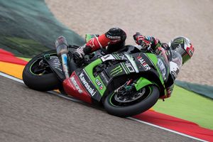 Rea maintains perfect WorldSBK season in Aragon race one
