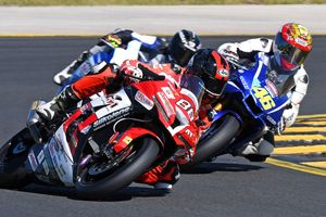 Swallow and Vitale split Sydney Swann Super Series wins