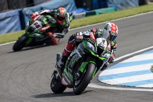 Rea rebounds on Sunday in WorldSBK at Donington Park
