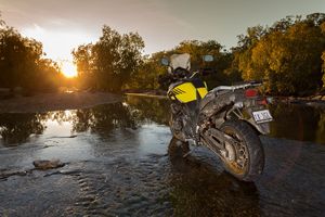 Wallpaper: 2017 Suzuki V-Strom 1000XT