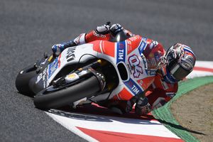 Wallpaper: Andrea Dovizioso