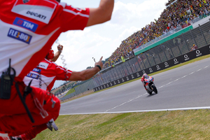 Ducati's Dovizioso takes heroic Mugello MotoGP victory