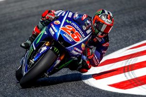 Movistar Yamaha testing new frames at Catalunya