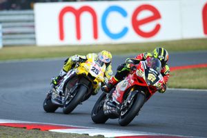 Byrne races to double BSB victory at Brands Hatch