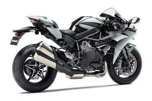 Updated 2017 model Kawasaki Ninja H2 arrives