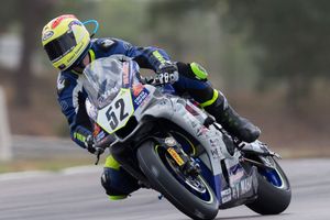 Turner assumes control for the SHARK Helmets 'Rookie of the Year Award'