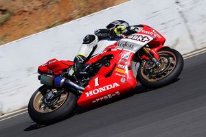 Herfoss edges Maxwell on day one of Morgan Park ASBK test