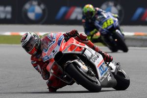 Pit stop blunder proves costly for Lorenzo at Czech grand prix