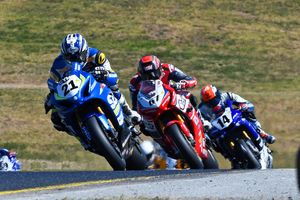 Waters races to dominant victory at Sydney's sixth round of ASBK