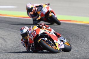 Marquez edges Pedrosa for MotoGP victory at Aragon