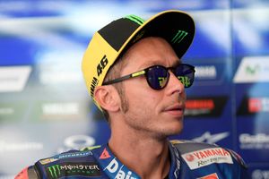 Rossi suffers displaced leg fractures in enduro incident