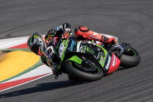 Sykes undergoes succesful surgery on finger injury
