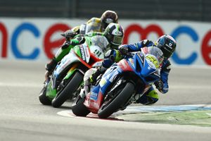 Haslam and Guintoli secure BSB race victories at Assen