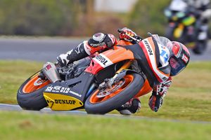 Chiodo victorious for Dunlop in ASBK Supersport at Phillip Island