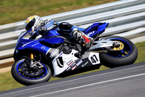 Yamaha's Maxwell scorches to Phillip Island ASBK pole position
