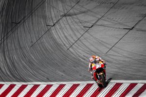Pedrosa scores MotoGP pole position in Malaysia