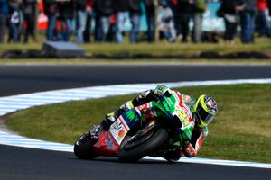 Aprilia standout Espargaro returns for Valencia finals