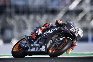 Marquez moves to the top of MotoGP test time-sheets on Wednesday
