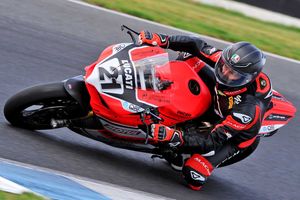 Bayliss begins high-profile comeback at Phillip Island test