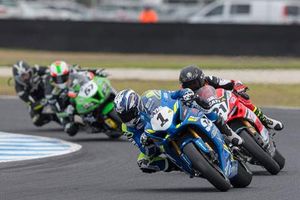 Team Suzuki Ecstar Australia off to a flying start