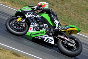 Dunlop continues ASBK challenge at Wakefield Park