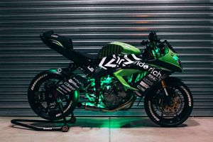 Kawasaki-supported stunt rider turbo charges Ninja ZX-6R