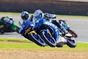 Ford and Bramich split Saturday Supersport 300 victories