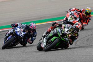 Rea edges to Aragon WorldSBK race one victory