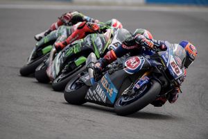 Van der Mark charges to Donington Park WorldSBK race one victory